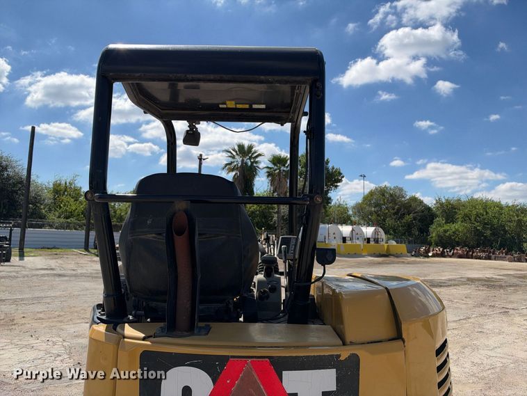 image for item FB8363 2017 Caterpillar 304E2 CR mini excavator