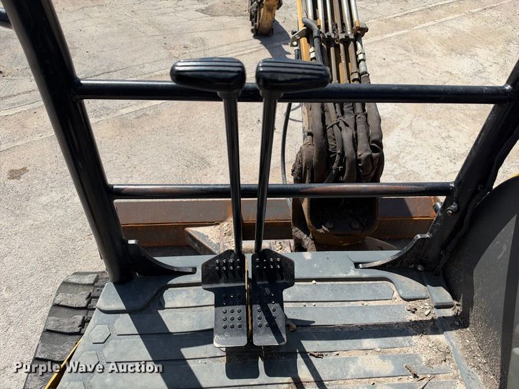 image for item FB8363 2017 Caterpillar 304E2 CR mini excavator