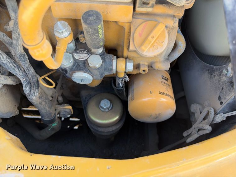 image for item FB8363 2017 Caterpillar 304E2 CR mini excavator