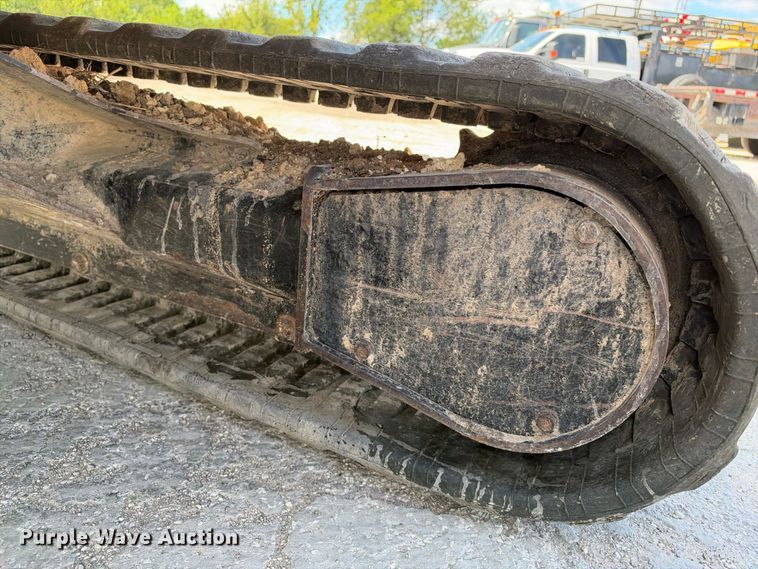 image for item FB8363 2017 Caterpillar 304E2 CR mini excavator