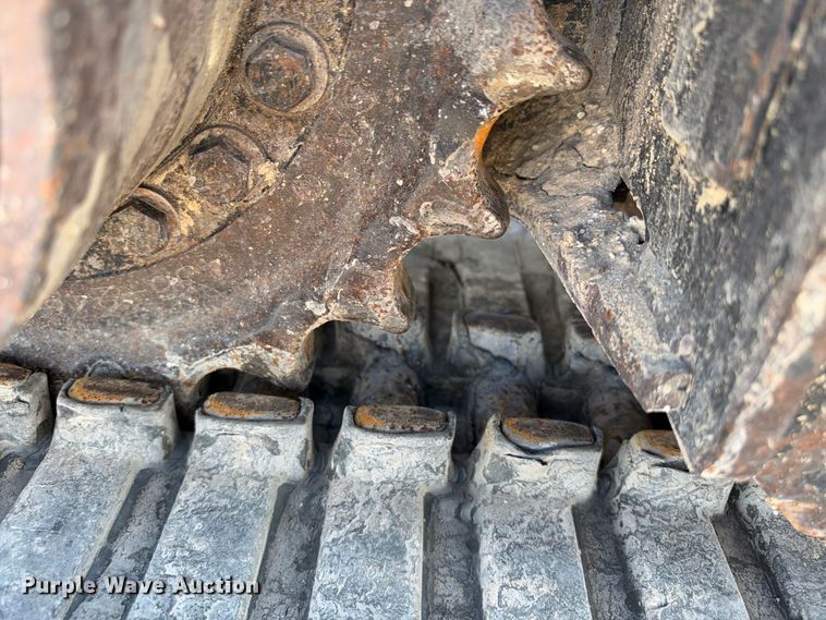 image for item FB8363 2017 Caterpillar 304E2 CR mini excavator