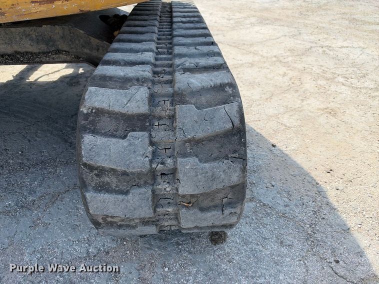 image for item FB8363 2017 Caterpillar 304E2 CR mini excavator