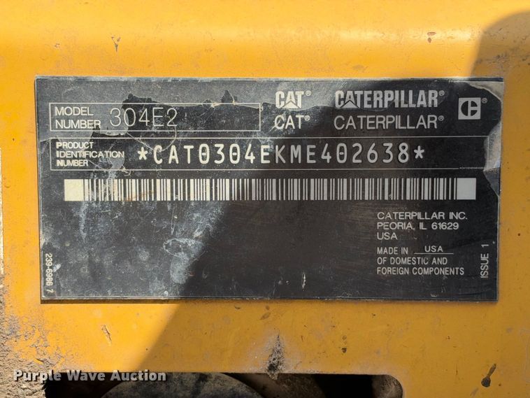 image for item FB8363 2017 Caterpillar 304E2 CR mini excavator