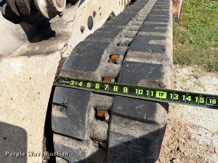 image for item FB8364 2011 Bobcat T190 tracked skid steer loader