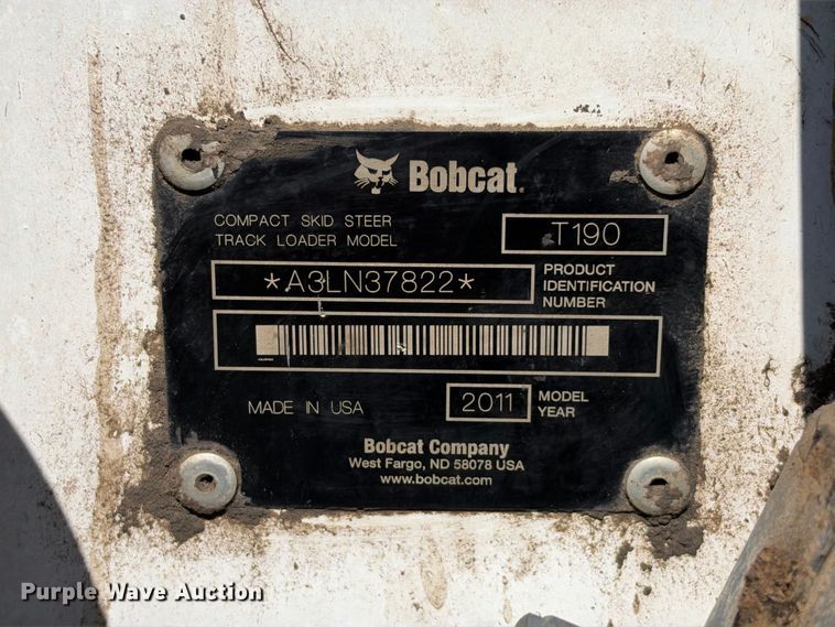 image for item FB8364 2011 Bobcat T190 tracked skid steer loader