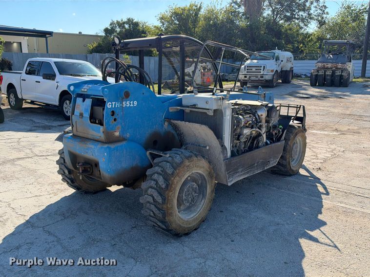 image for item FB8365 2016 Genie GTH-5519 telehandler