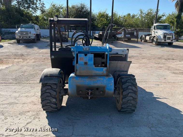 image for item FB8365 2016 Genie GTH-5519 telehandler