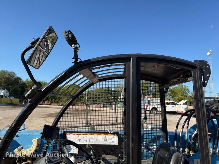 image for item FB8365 2016 Genie GTH-5519 telehandler