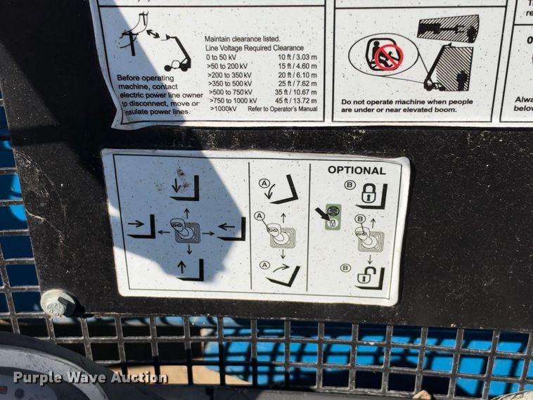 image for item FB8365 2016 Genie GTH-5519 telehandler