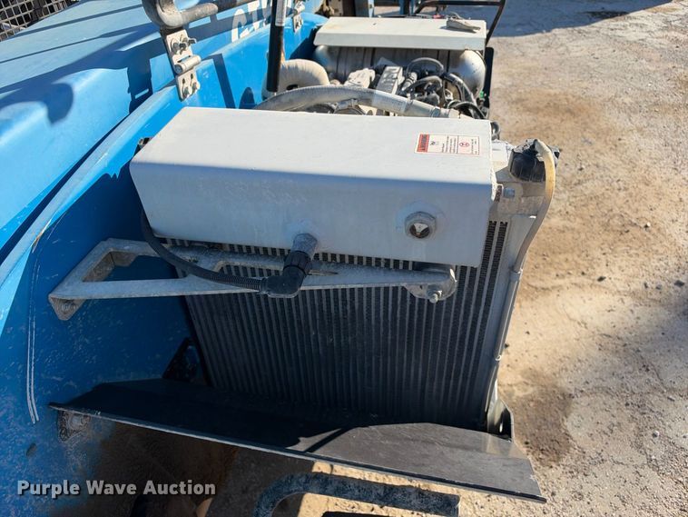 image for item FB8365 2016 Genie GTH-5519 telehandler
