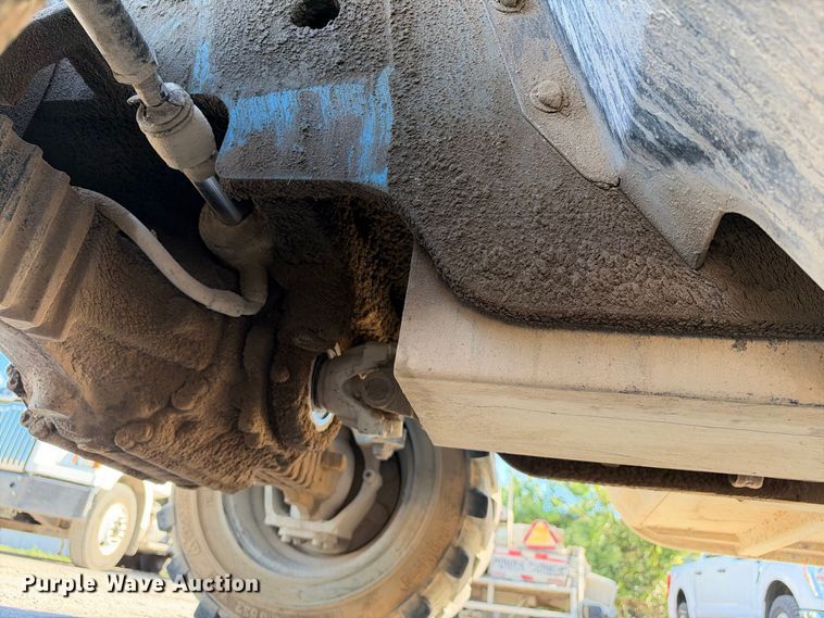 image for item FB8365 2016 Genie GTH-5519 telehandler