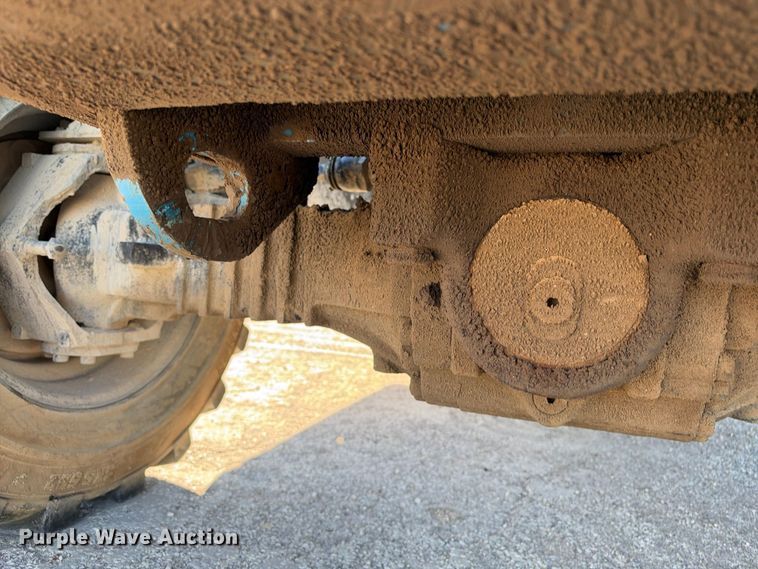 image for item FB8365 2016 Genie GTH-5519 telehandler