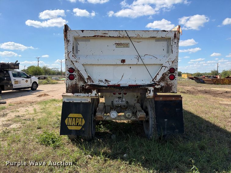 image for item FB8366 2006 CTS end dump trailer