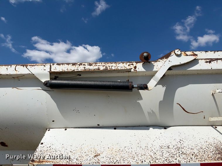 image for item FB8366 2006 CTS end dump trailer