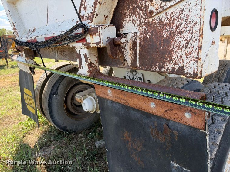 image for item FB8366 2006 CTS end dump trailer