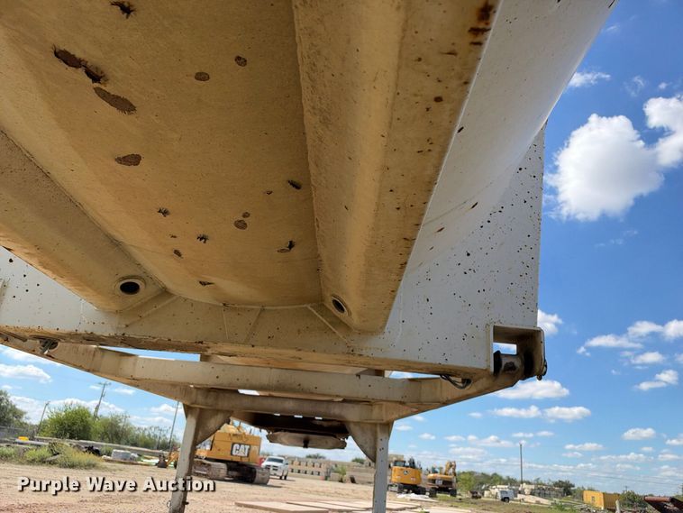 image for item FB8366 2006 CTS end dump trailer