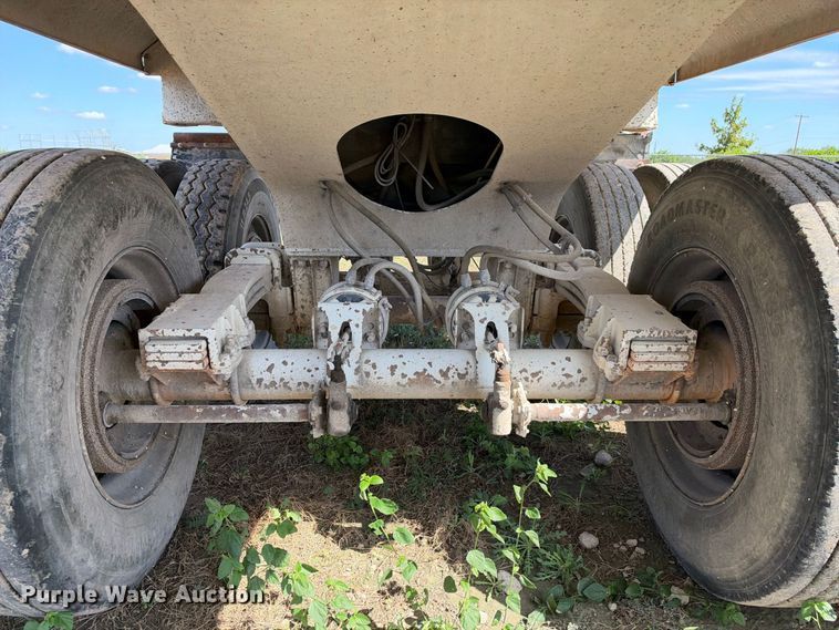 image for item FB8366 2006 CTS end dump trailer