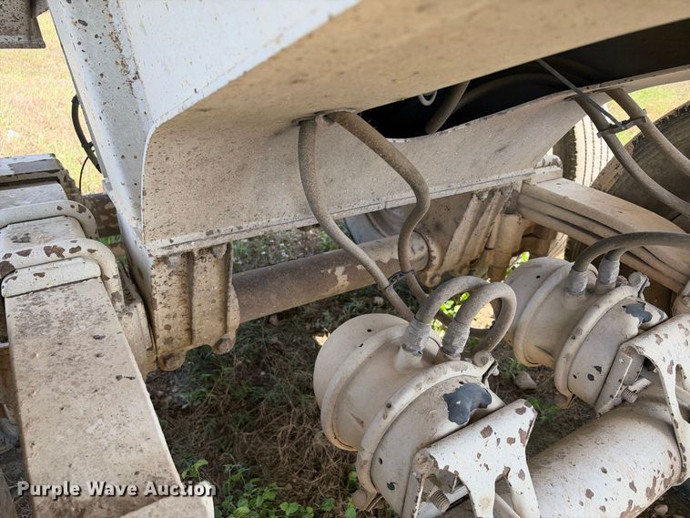 image for item FB8366 2006 CTS end dump trailer