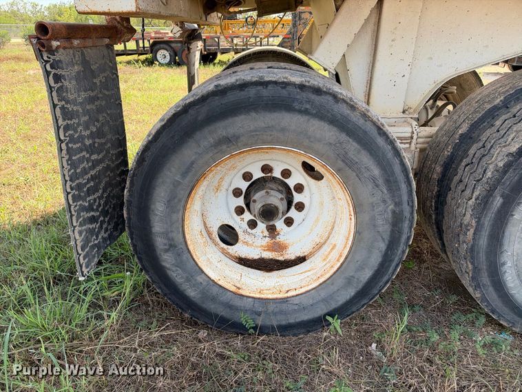 image for item FB8366 2006 CTS end dump trailer