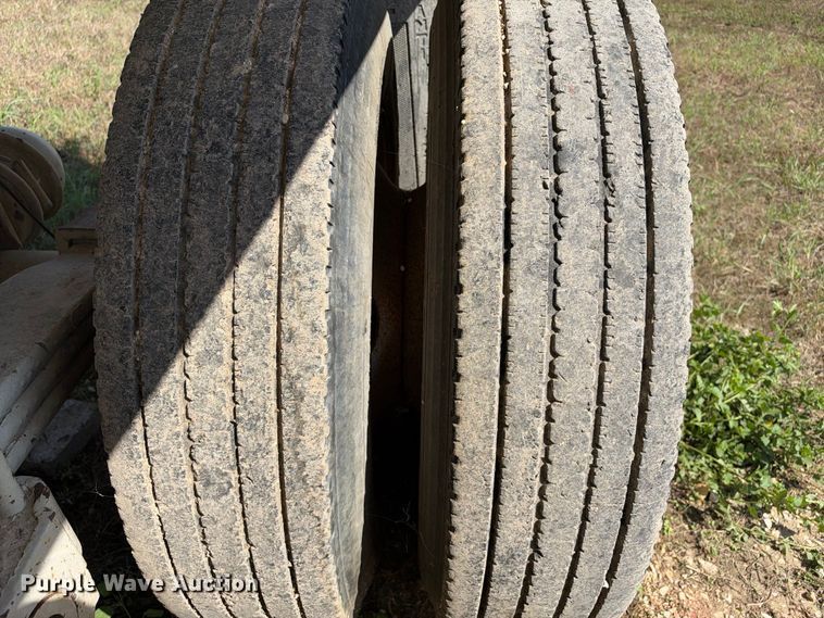 image for item FB8366 2006 CTS end dump trailer
