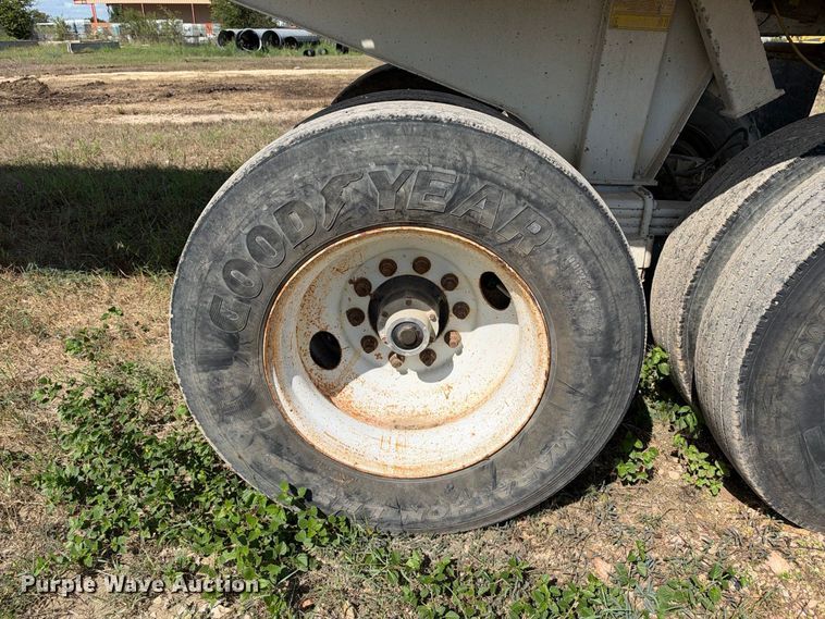image for item FB8366 2006 CTS end dump trailer