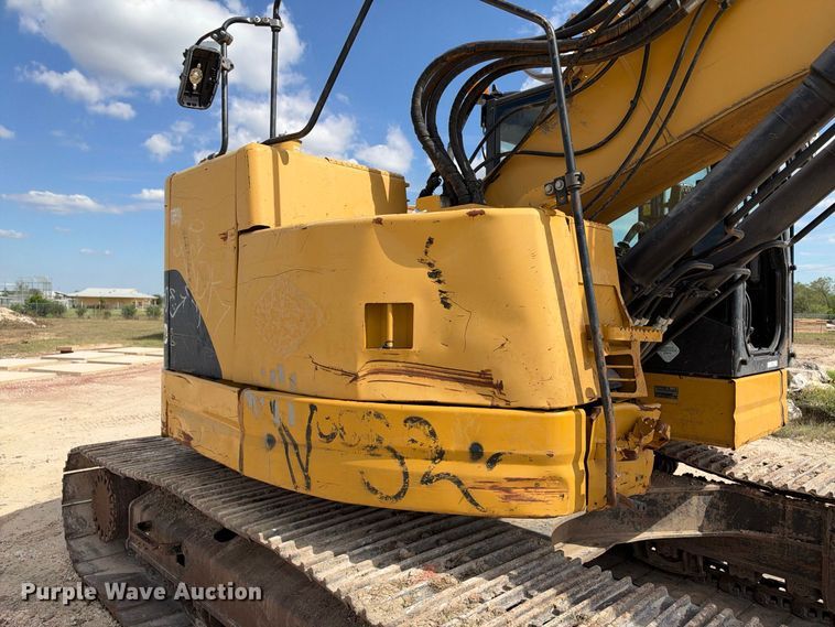 image for item FB8367 2013 Caterpillar 321D LCR excavator