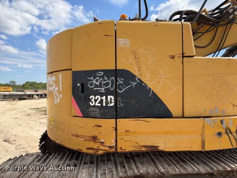 image for item FB8367 2013 Caterpillar 321D LCR excavator
