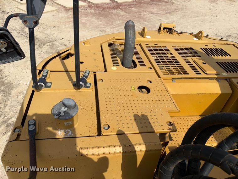 image for item FB8367 2013 Caterpillar 321D LCR excavator