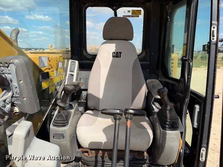 image for item FB8367 2013 Caterpillar 321D LCR excavator
