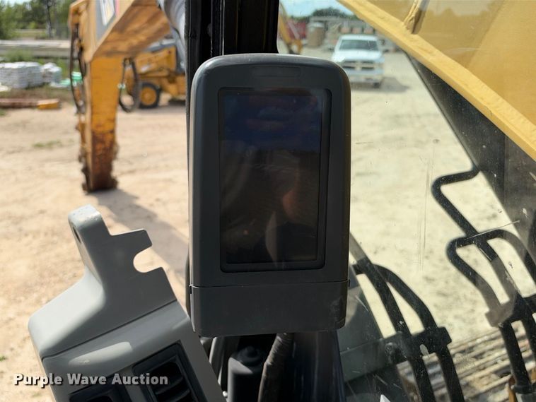 image for item FB8367 2013 Caterpillar 321D LCR excavator