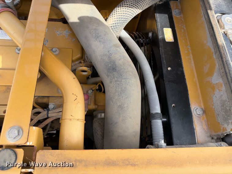 image for item FB8367 2013 Caterpillar 321D LCR excavator
