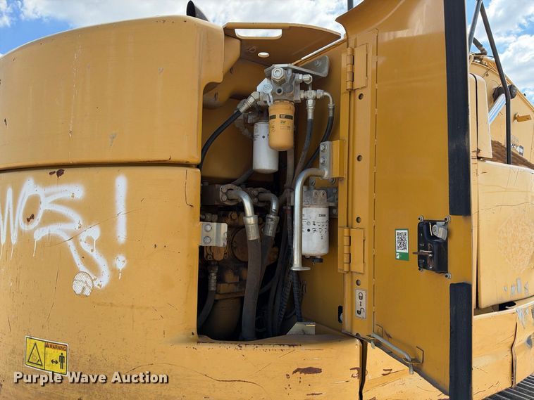 image for item FB8367 2013 Caterpillar 321D LCR excavator