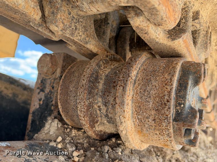 image for item FB8367 2013 Caterpillar 321D LCR excavator
