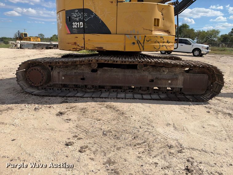image for item FB8367 2013 Caterpillar 321D LCR excavator