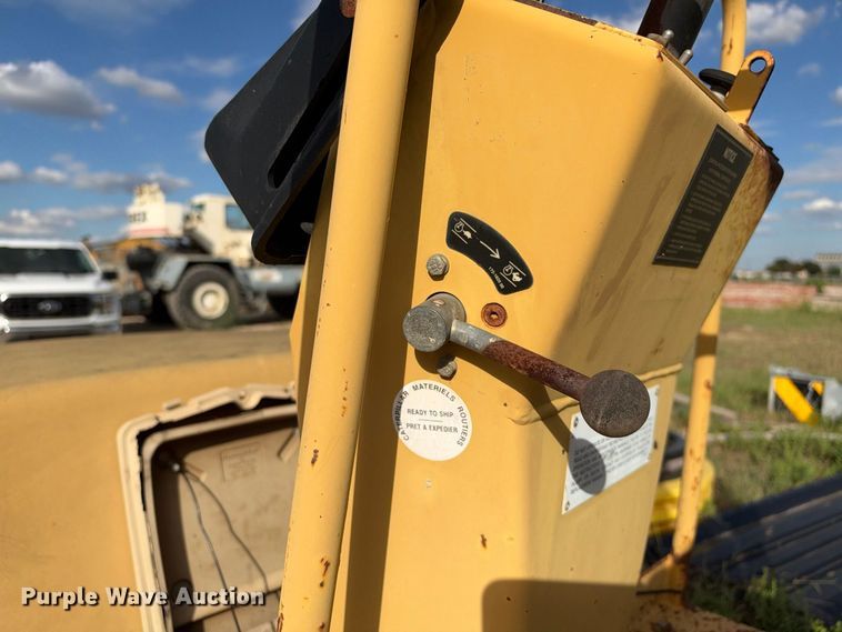 image for item FB8368 2002 Caterpillar CB-214D double drum vibratory roller