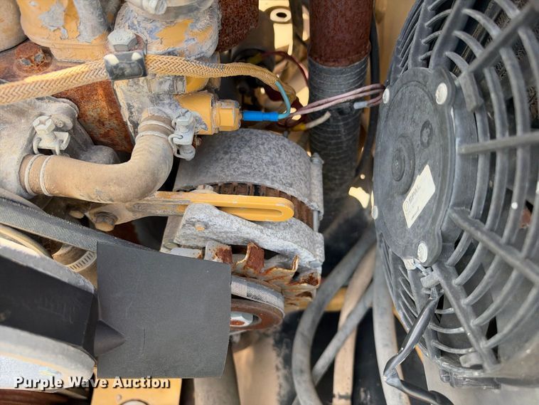 image for item FB8368 2002 Caterpillar CB-214D double drum vibratory roller