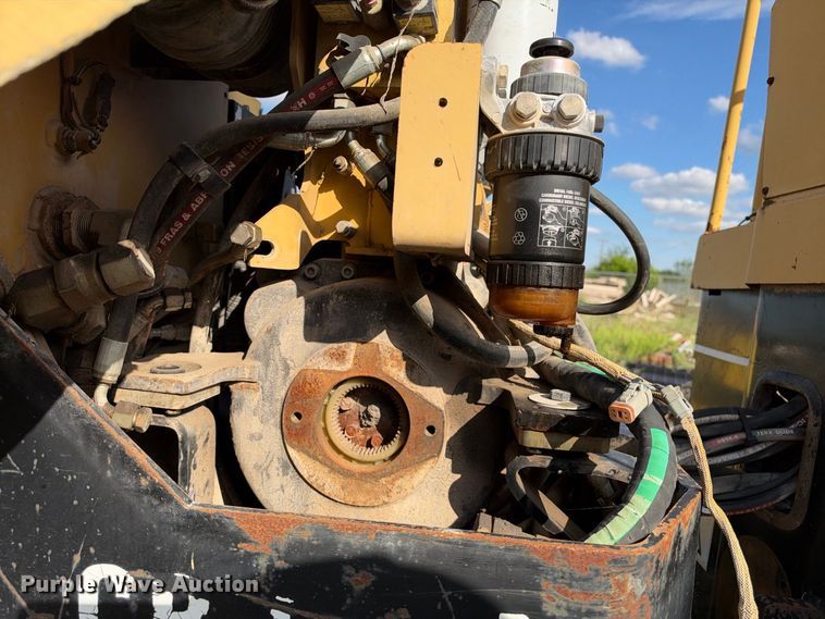 image for item FB8368 2002 Caterpillar CB-214D double drum vibratory roller