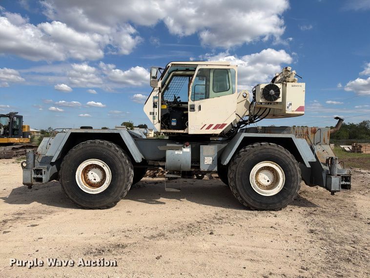 image for item FB8370 1999 Terex RT335 crane