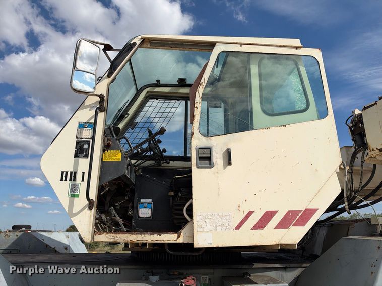 image for item FB8370 1999 Terex RT335 crane