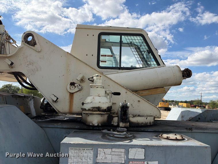 image for item FB8370 1999 Terex RT335 crane
