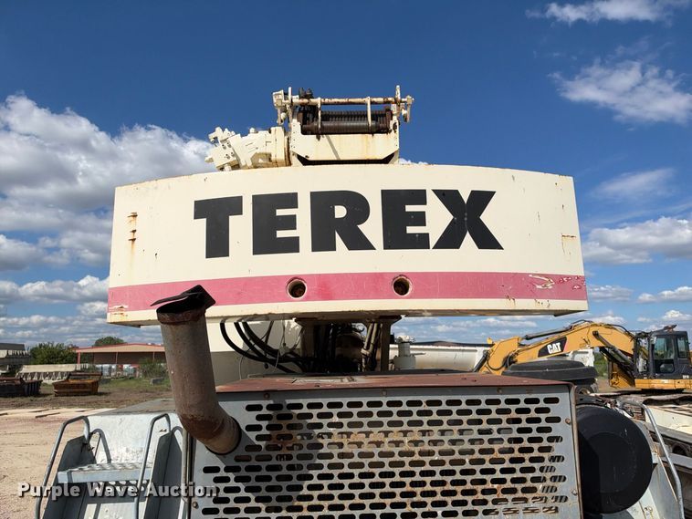 image for item FB8370 1999 Terex RT335 crane