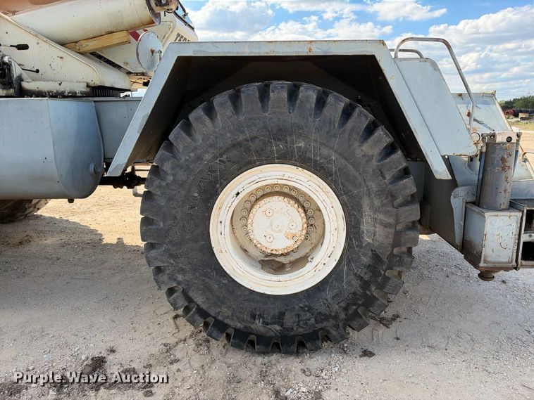 image for item FB8370 1999 Terex RT335 crane