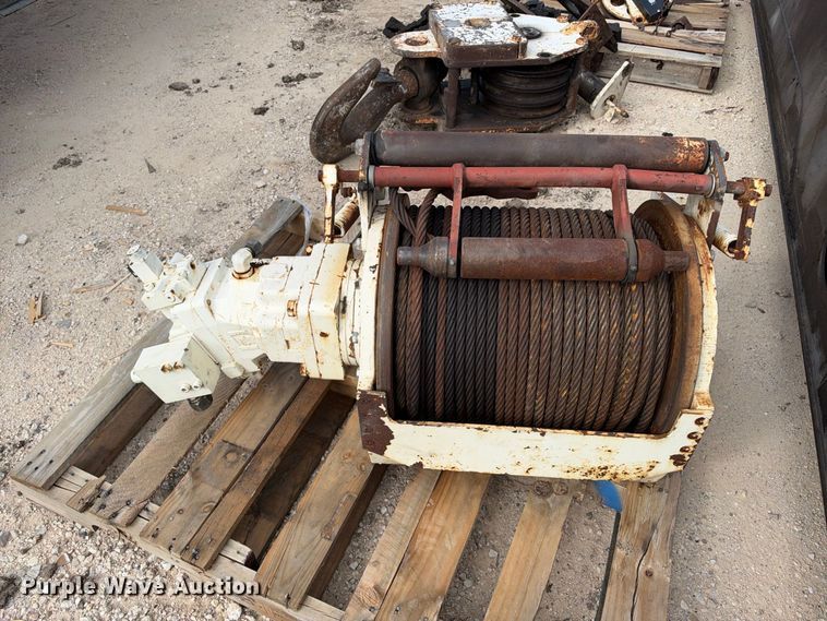 image for item FB8370 1999 Terex RT335 crane