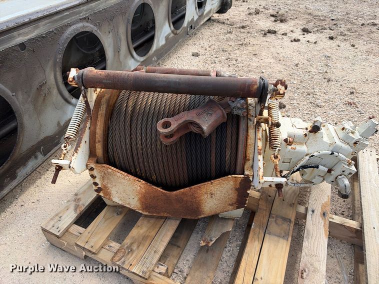 image for item FB8370 1999 Terex RT335 crane
