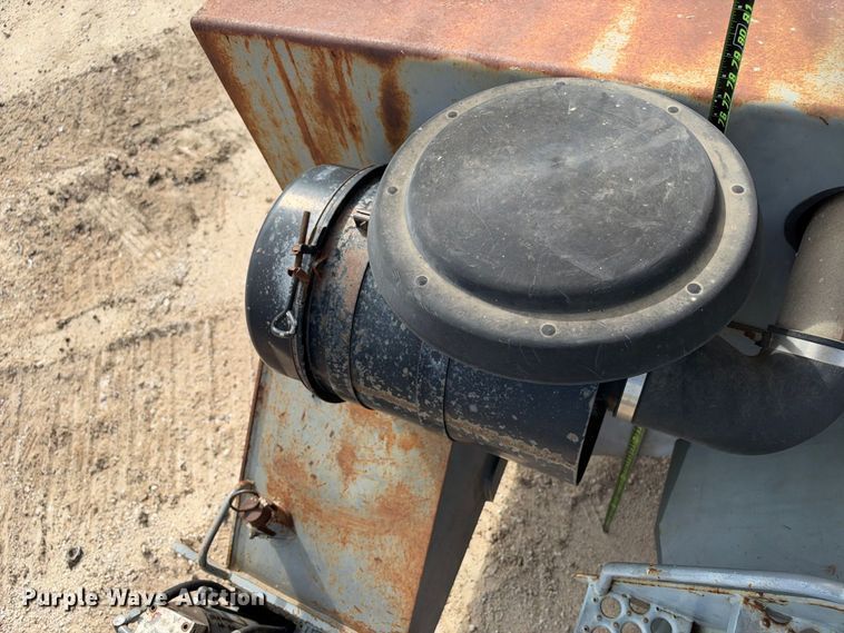 image for item FB8370 1999 Terex RT335 crane
