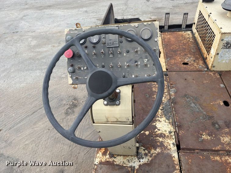 image for item FC3397 2007 Blaw-Knox PF-2181 paver