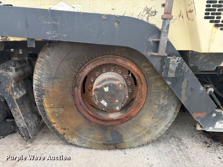 image for item FC3397 2007 Blaw-Knox PF-2181 paver