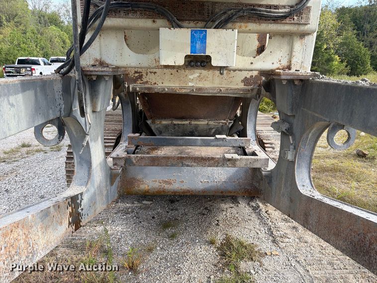 image for item FC3398 2005 Metso LOKOTRACK LT 105 Mobile Crusher