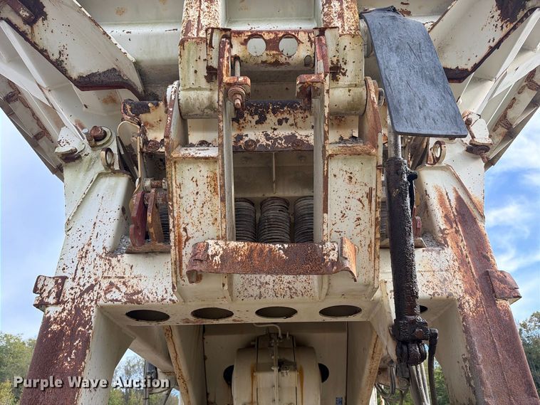 image for item FC3398 2005 Metso LOKOTRACK LT 105 Mobile Crusher