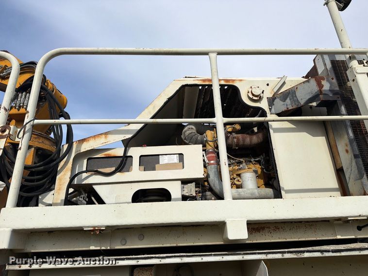image for item FC3398 2005 Metso LOKOTRACK LT 105 Mobile Crusher